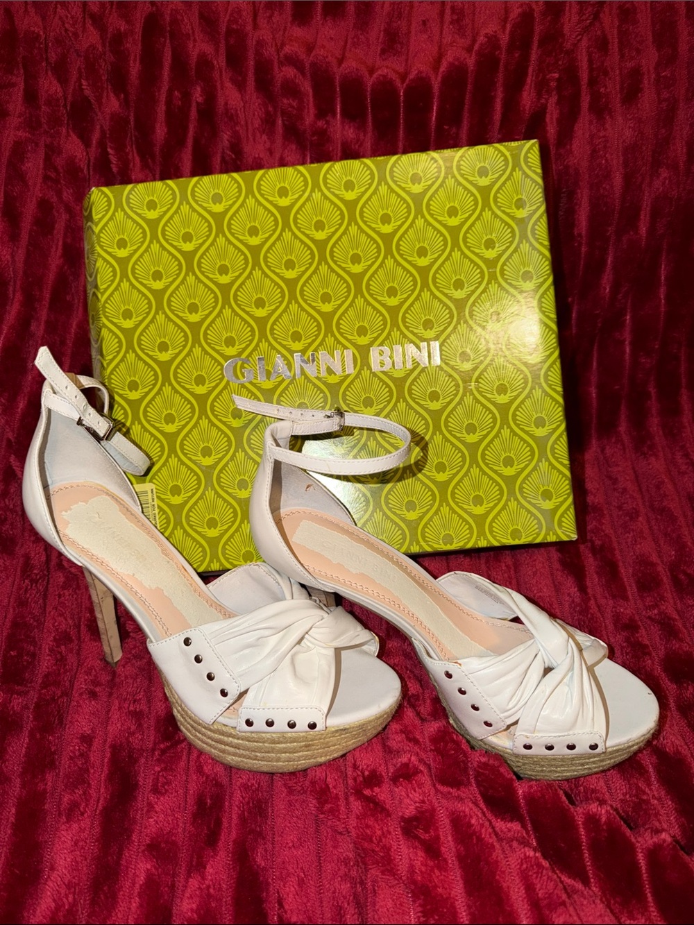 Gianni Bini White Knotted Ankle-Strap Platform Wedges